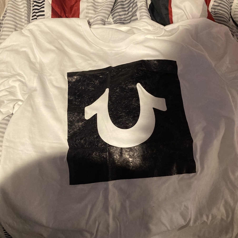 Men’s True Religion Shirt